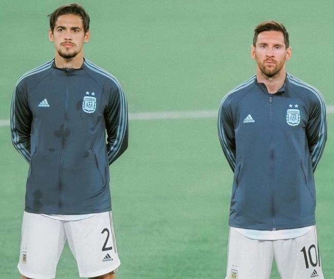 官方：皇家社会签下狼队前锋格德斯；据悉转会费为400万欧