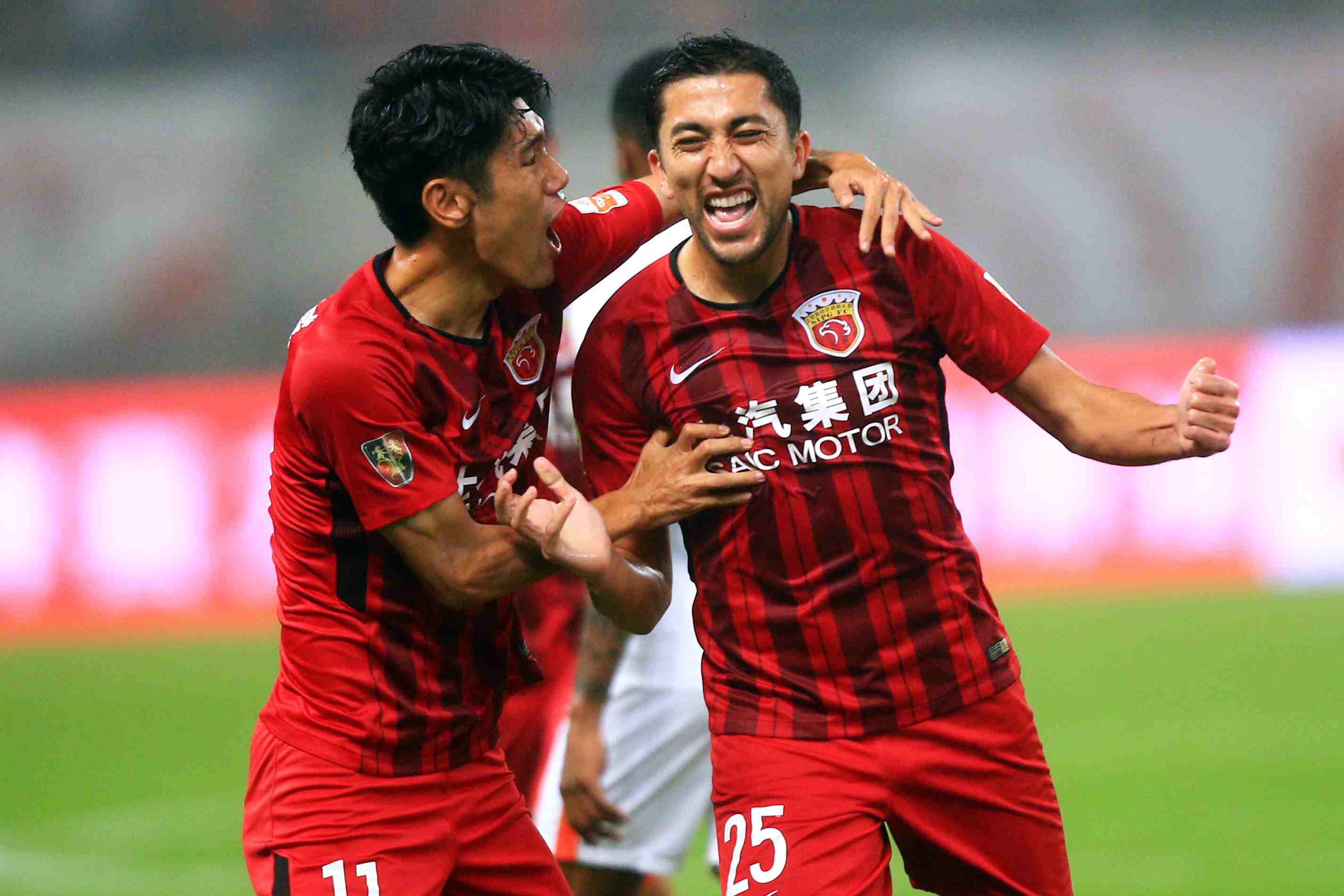 复盘曼联1-1西汉姆：阿莫林“反向换人”导致丢分，B费射门离谱