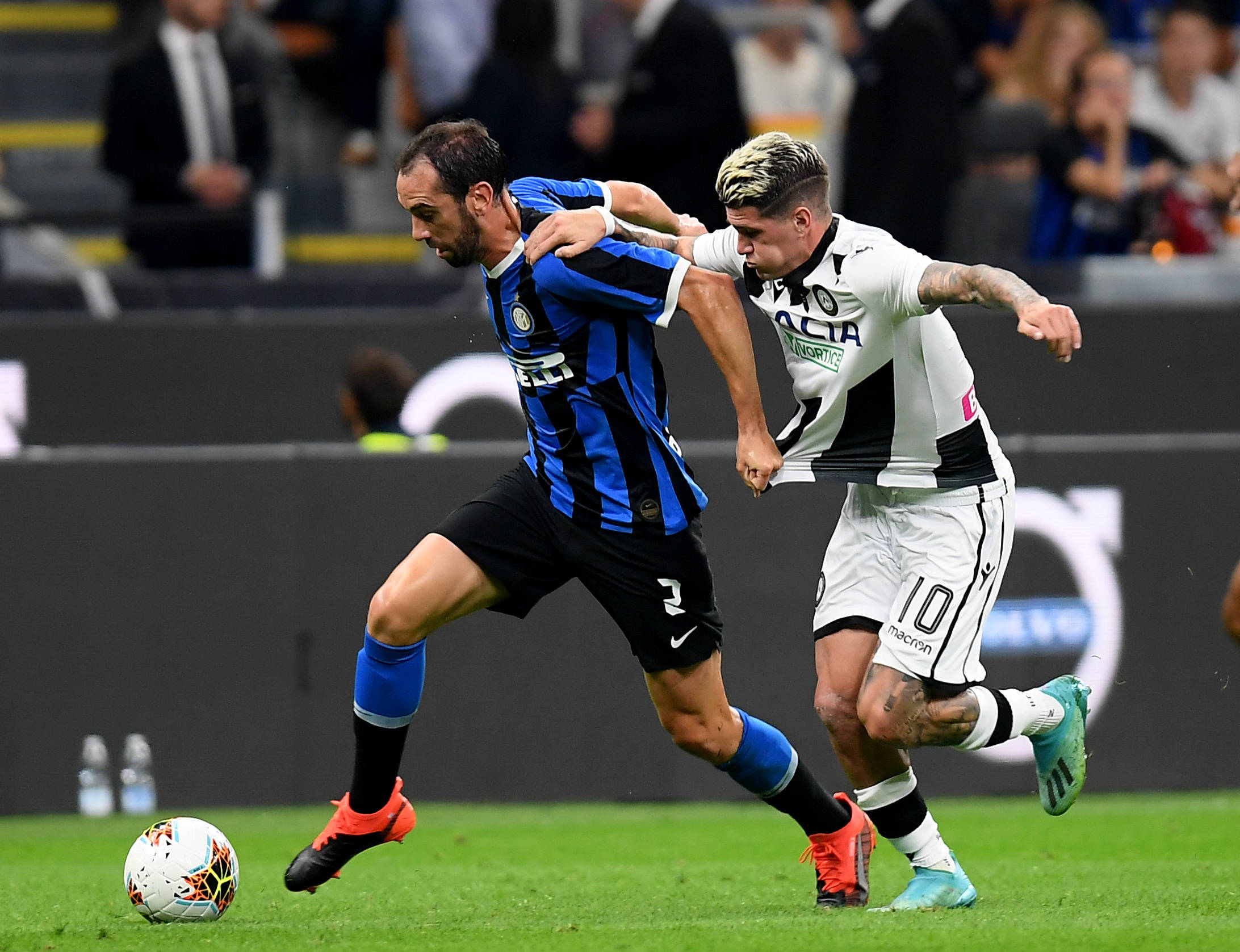 里夫斯：以前我只是双向球员，现在跟詹东相提并论太疯狂了