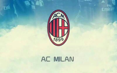 前锋关键时刻进球锁定胜利