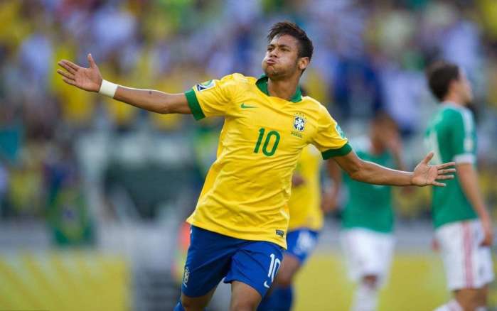 杰拉德·马丁：看了皇马比赛但意义不大，因为黄潜也紧追不舍