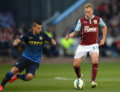 孙继海晒视频发出疑问：为什么现在小孩顺拐那么多